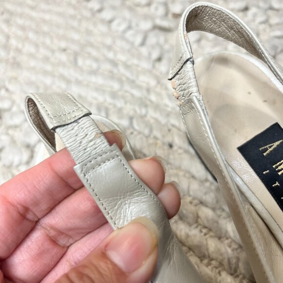 Women's AMALFI ITALY Size 5 Vintage Square Toe Ivory Close Toe Heel Shoe - Picture 4 of 16
